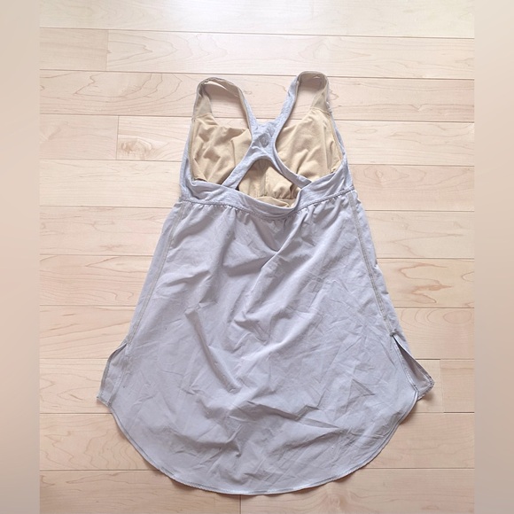 Lulululemon Tank Tops 4-6 - Picture 12 of 13